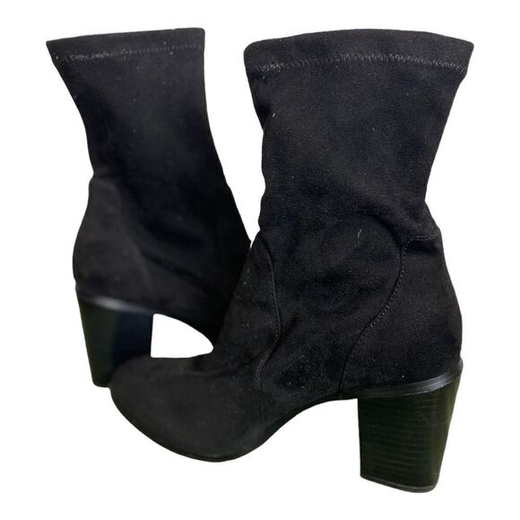 #117 FOREVER 21 Ankle Sock Boots in Black - Picture 2 of 6